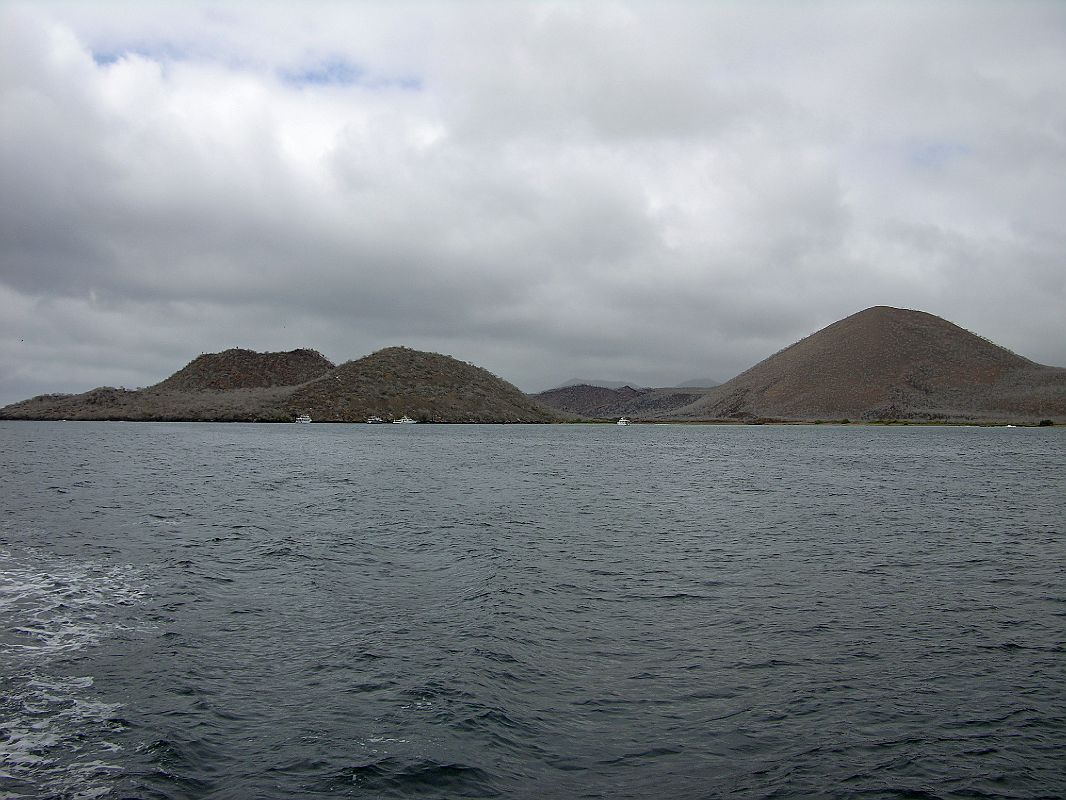 Galapagos 4-1-01 Floreana Punta Cormorant